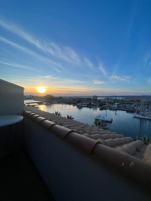 Appartement Terrasse Belle Vue En Duplex Parking Sète Exteriör bild